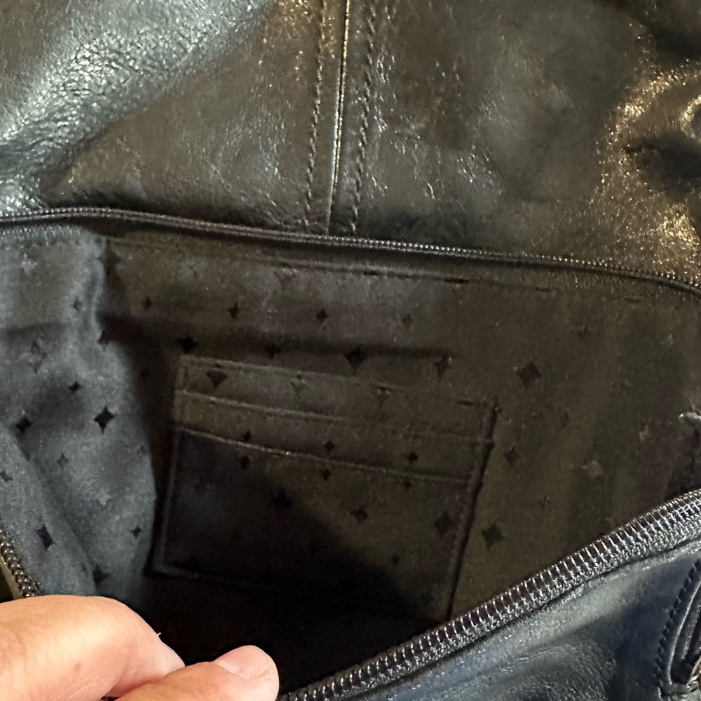 Fossil • Black Lamb Leather Stanton Crossbody Multi-Pocket Adjustable Versatile - Picture 8 of 16